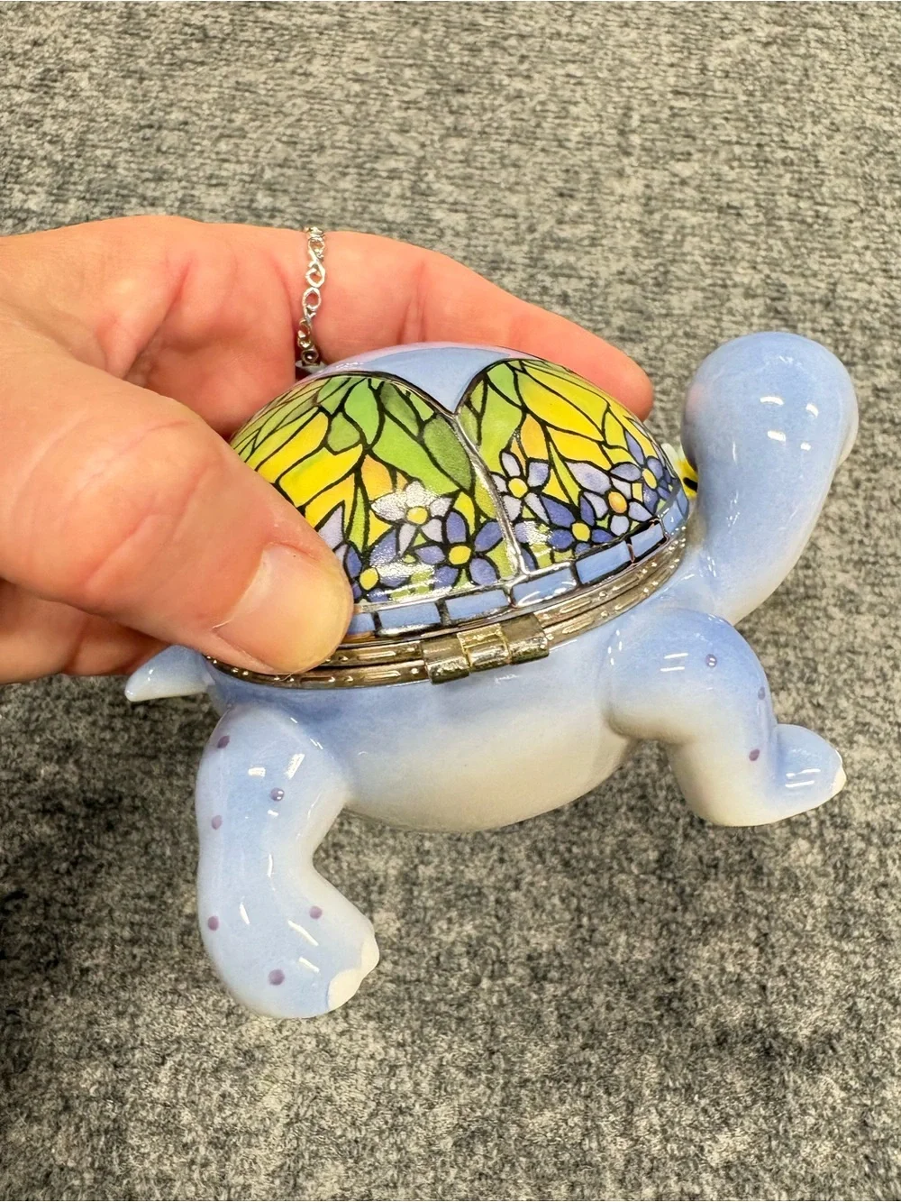 Tiffany the Turtle 2008 Music Box plays Everything Beautiful